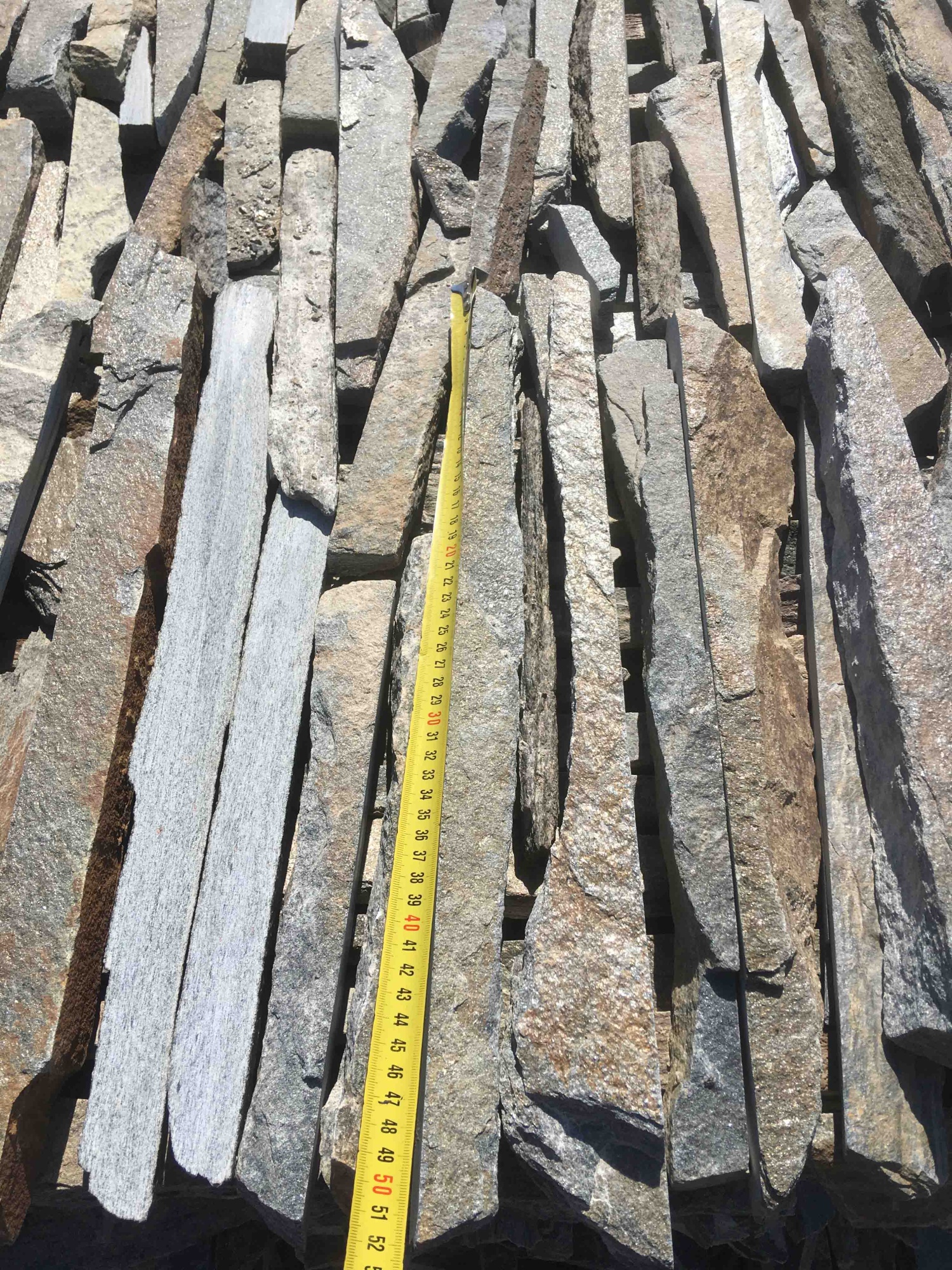 Горбушка златолит мультиколор для облицовки купить в Звенигороде