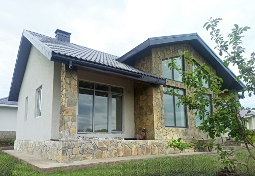 Плитняк златолит Уральский  для фасада купить в Звенигороде