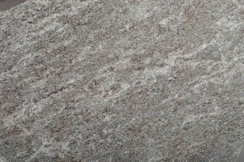 Плитняк златолит Уральский  для фасада купить в Звенигороде