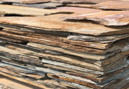 Плитняк кора дерева для цоколя, отмостки купить в Звенигороде