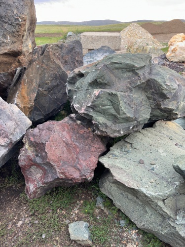 Камни для ландшафтного дизайна зелёные 10-60 килограмм купить в Звенигороде