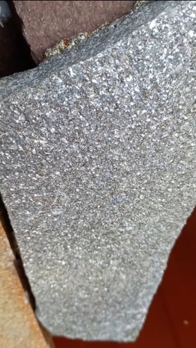 Плитняк златолит серебристый для фасада купить в Звенигороде