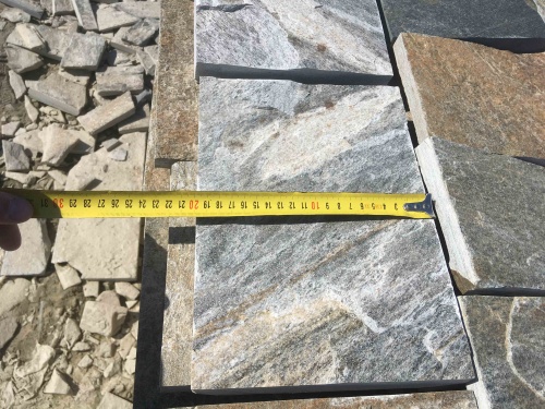 Плитка пилёная златолит Уральский для цоколя, отмостки купить в Звенигороде