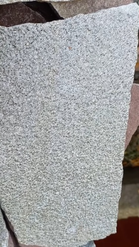 Плитняк златолит серебристый для фасада купить в Звенигороде