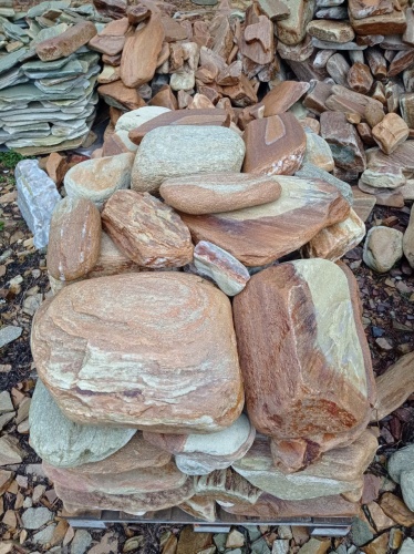 Златолит жёлтый, жёлто-зелёный глыбки и валуны для ланшафтного дизайна купить в Звенигороде