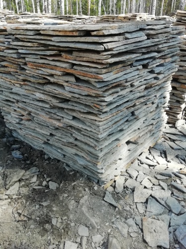 Плитняк златолит Уральский для цоколя, отмостки купить в Звенигороде