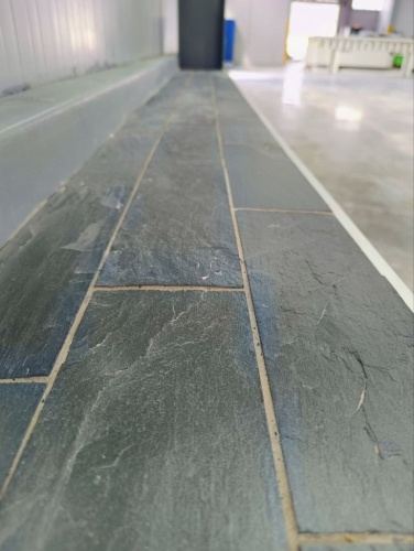 Плитка чёрная из натурального камня фасадная 30 см * 5 см, толщина 7 мм -30 мм купить в Звенигороде